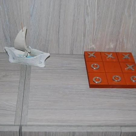 Luxury Traditional The Small Bookstore 4*