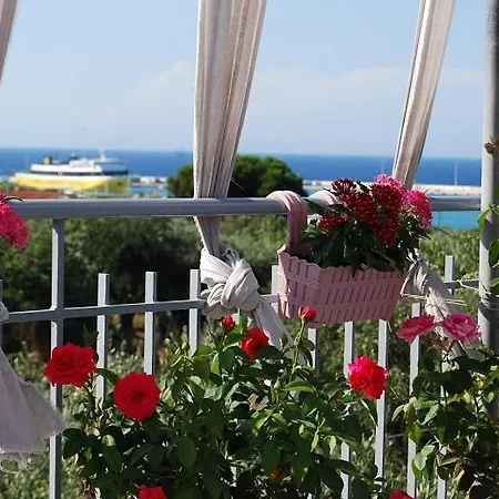 Luxury Traditional The Small Bookstore Pensjonat Kastro-Kyllini