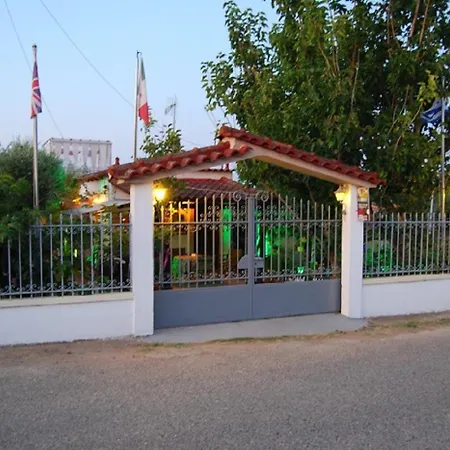 Pensjonat Luxury Traditional The Small Bookstore 4*