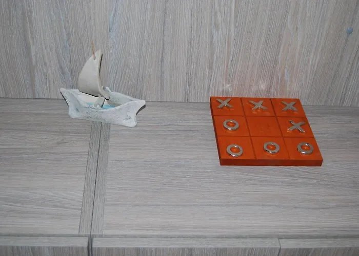 Luxury Traditional The Small Bookstore 3*