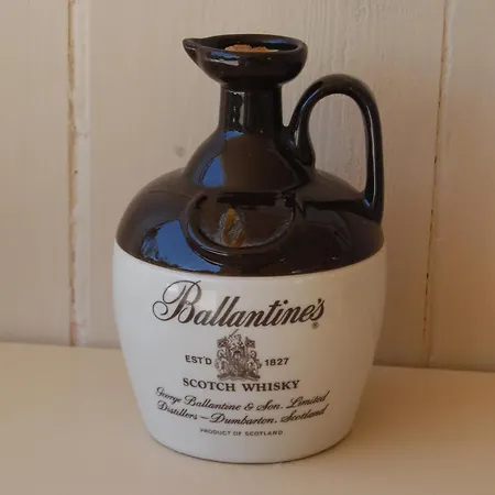 Luxury Traditional The Small Bookstore