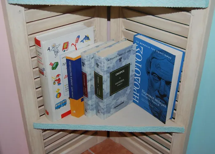 Gasthuis Luxury Traditional The Small Bookstore