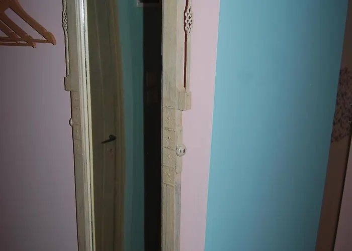 Luxury Traditional The Small Bookstore Kastro-Kyllini