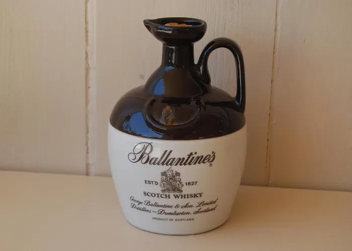 Luxury Traditional The Small Bookstore