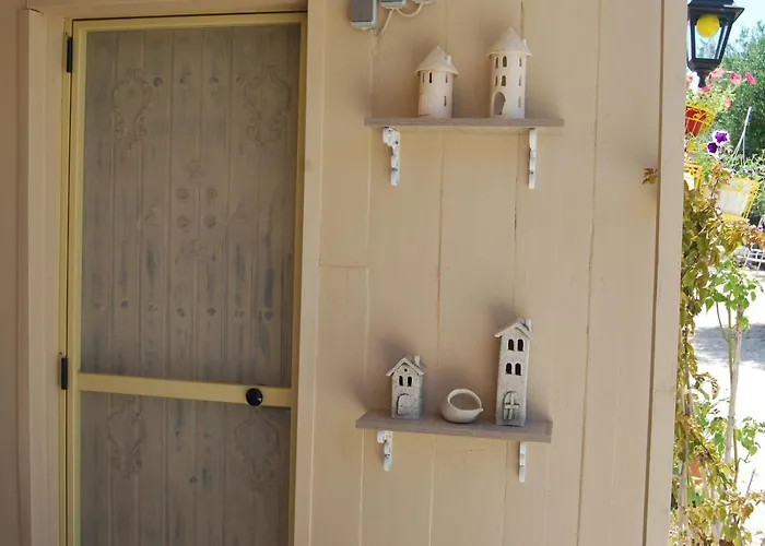 Luxury Traditional The Small Bookstore 3* Kastro-Kyllini