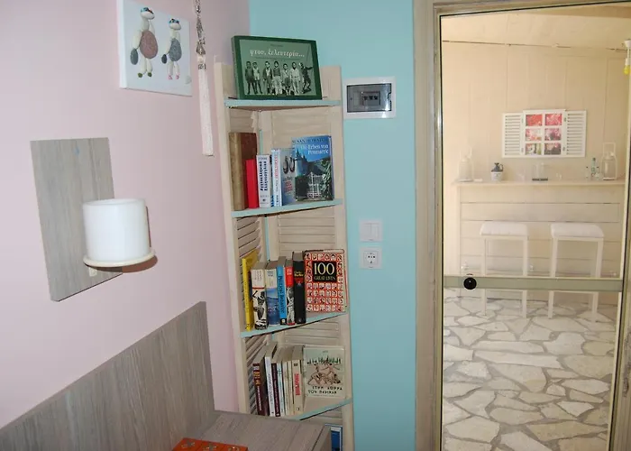 Luxury Traditional The Small Bookstore Casa de hóspedes Kastro-Kyllini