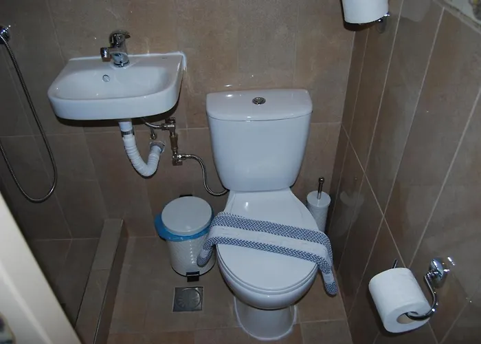 Luxury Traditional The Small Bookstore Casa de hóspedes 3*