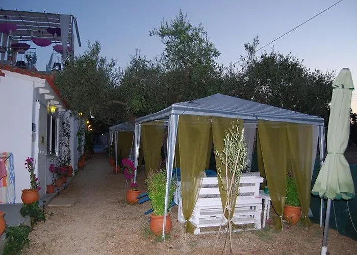 Luxury Traditional The Small Bookstore 3* Kastro-Kyllini